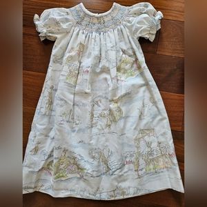 Lé Za Me bishop smocked long bunny dress Size 2 Excellent Used Condition